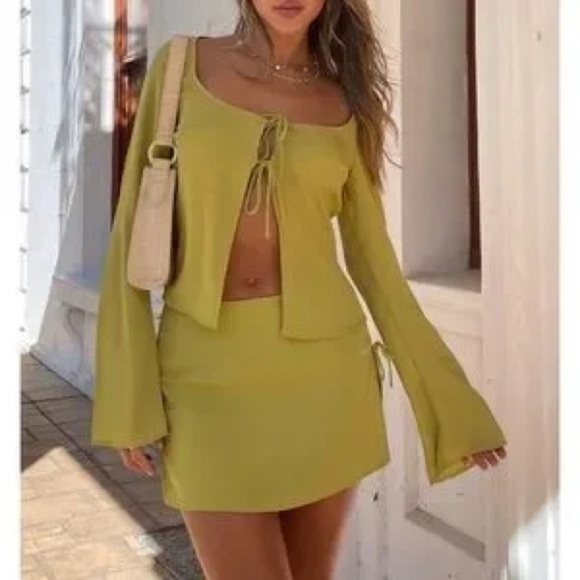 NWT White Fox Sweet Seduction Lime Green Long Sleeve Tie Front Blouse M - Picture 10 of 13